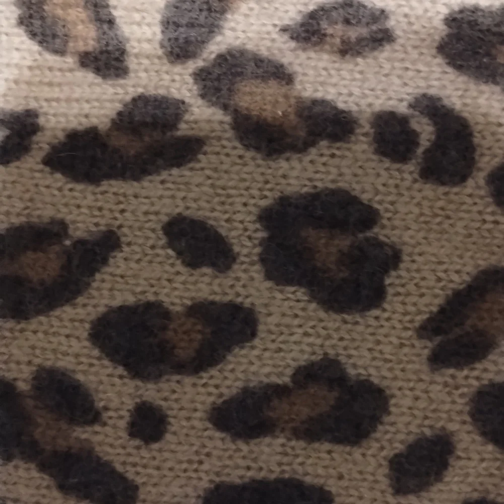 Le Bon Shoppe Cashmere Bandana Leopard Print Scarf - Picture 2 of 8